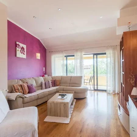 Vila Holiday House 