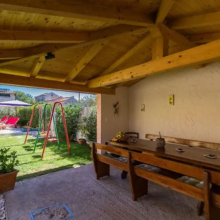 Holiday House 