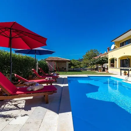 Holiday House 
