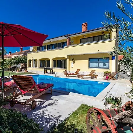 Villa Holiday House 